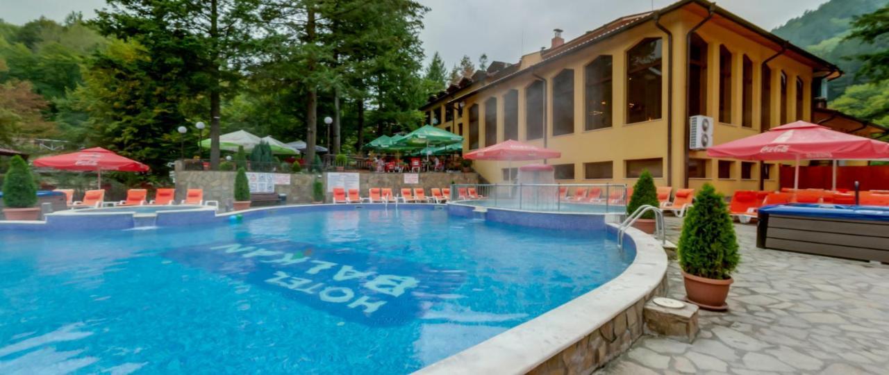 Balkan Hotel Чифлик Екстер'єр фото