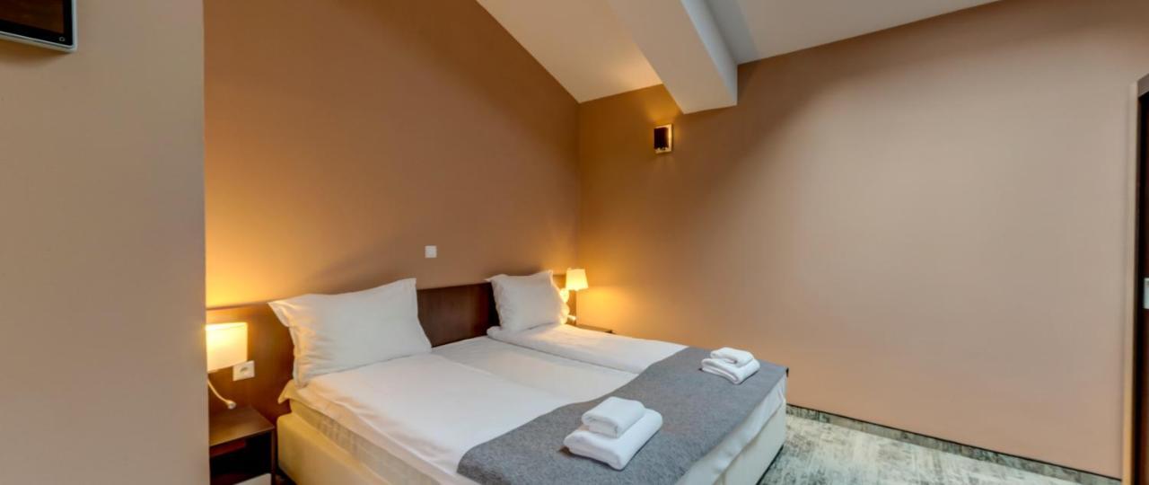 Balkan Hotel Чифлик Екстер'єр фото