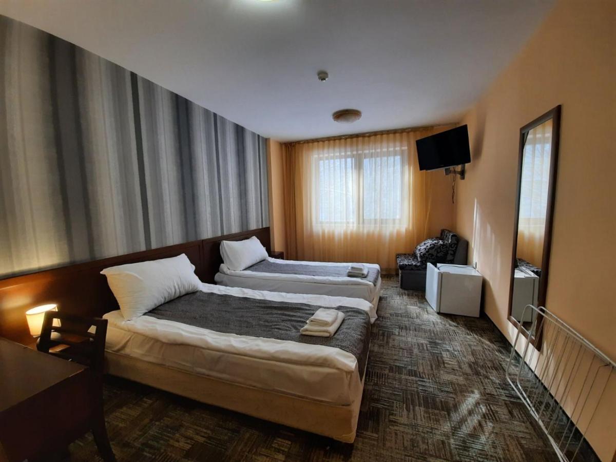 Balkan Hotel Чифлик Екстер'єр фото
