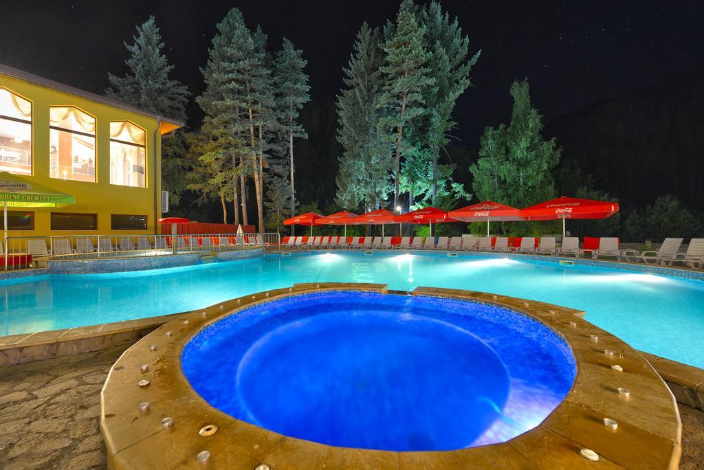 Balkan Hotel Чифлик Екстер'єр фото